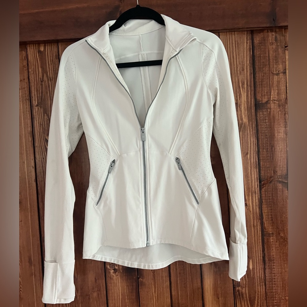 Lululemon while long sleeve zip up